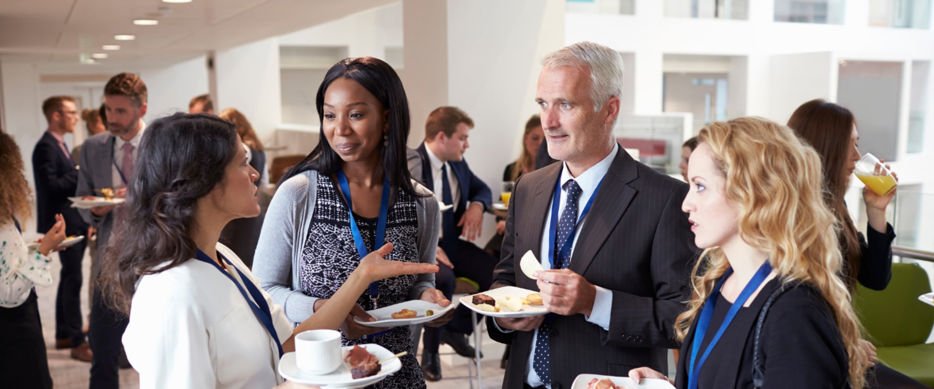 Professional Networking for Law Students: Tips for Making a Good First Impression